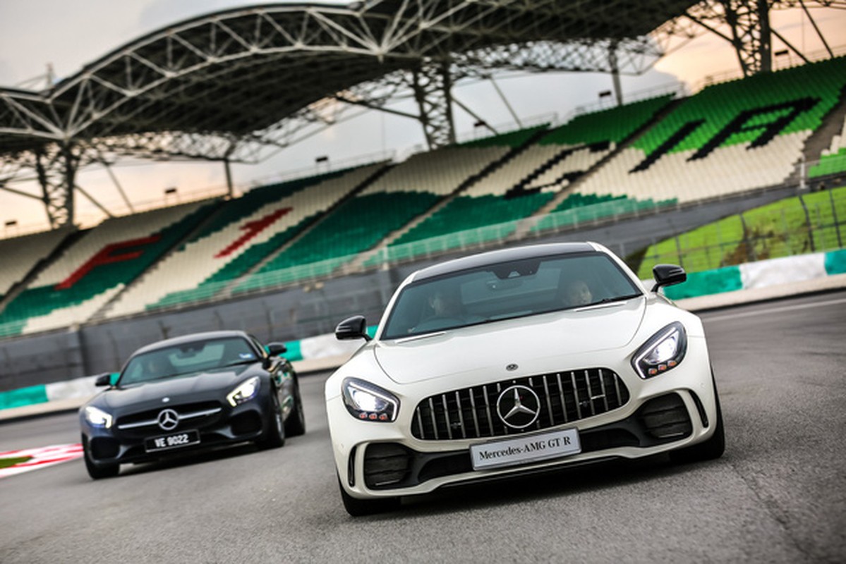 Mercedes-AMG GT R 2017 chot gia hon 9 ty dong-Hinh-2